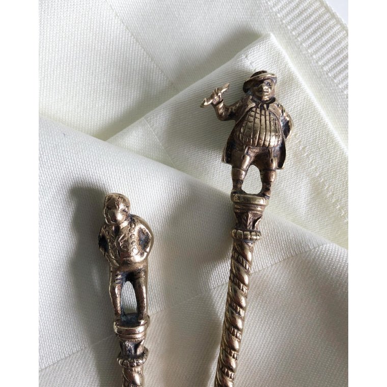 Brass spoon with man, per piece