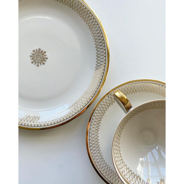 Triost, stor kop m underkop og kagetallerken, enkel m gylden deko