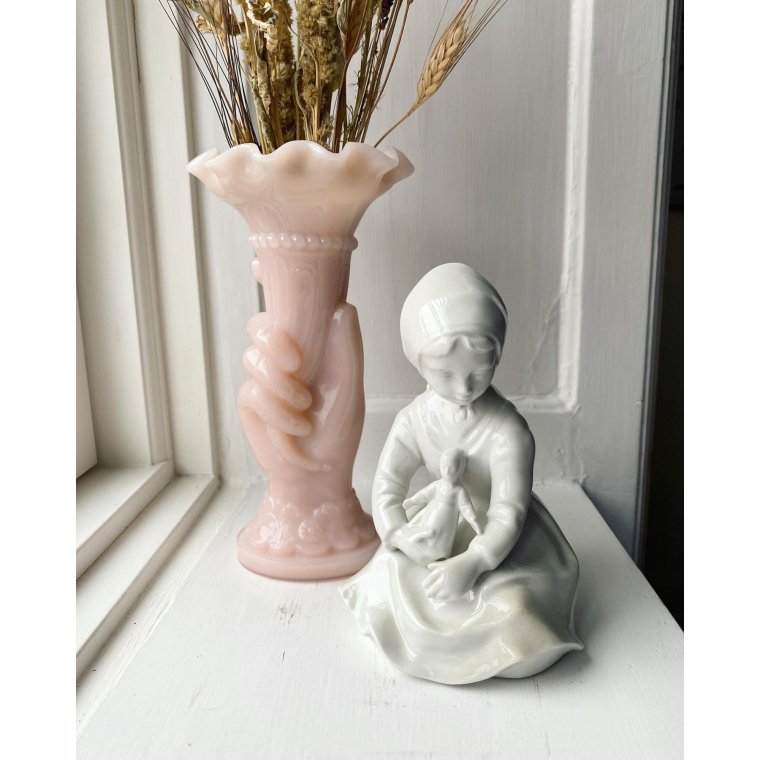 Porcelain figurine from GDR, girl with doll, NB