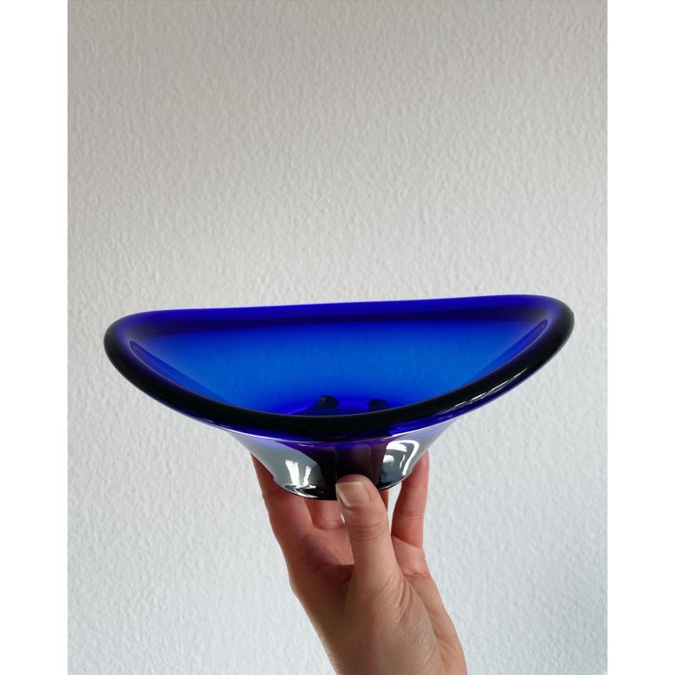 Koboltbl, oval, hj, NB