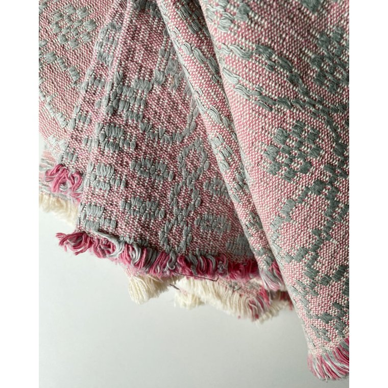 Kraftig stofserviet, lyserd/hvid/gr, pr stk