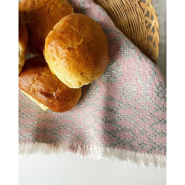 Kraftig stofserviet, lyserd/hvid/gr, pr stk