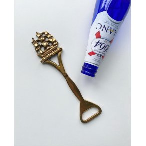 Bottle opener, ship