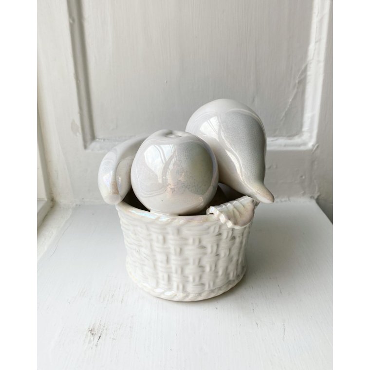 Kurv m frugt, perlemorglasur