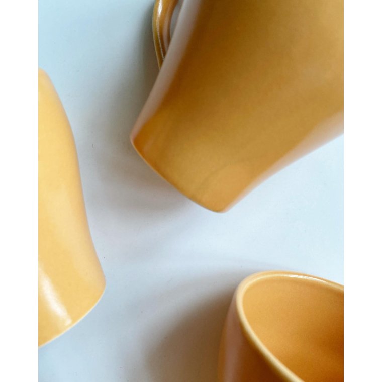 Desiree, ferskenfarvede krus, 5 stk samlet