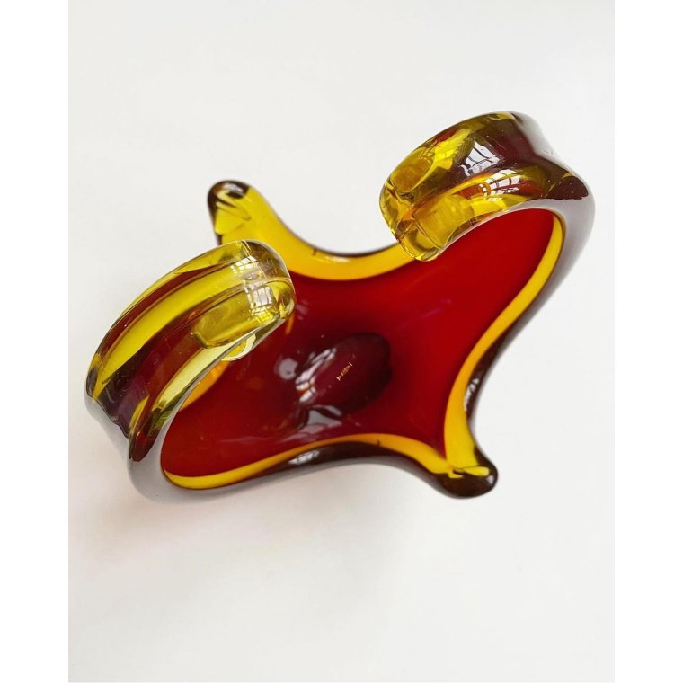 Flame bowl, red with yellow edge, tall