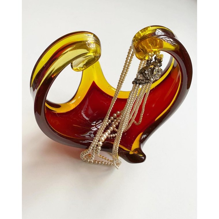 Flame bowl, red with yellow edge, tall