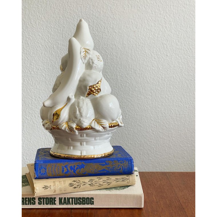 Fruit basket, white faience with gold