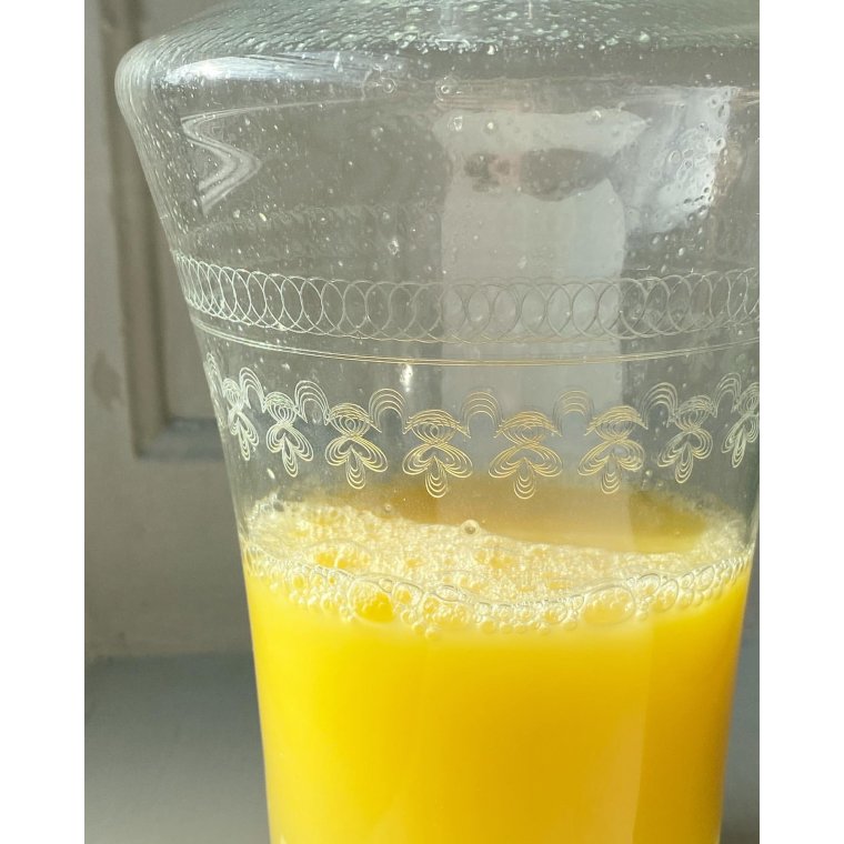 Karaffel af klart glas m sirlige slibninger