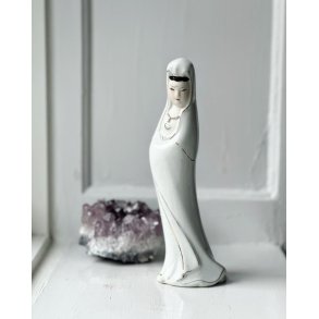 Woman in white dress, porcelain figurine
