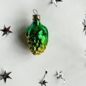 Vintage julekugle, grn drue med grn bemaling