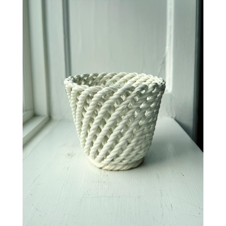 Urtepotteskjuler, snoet porceln, NB