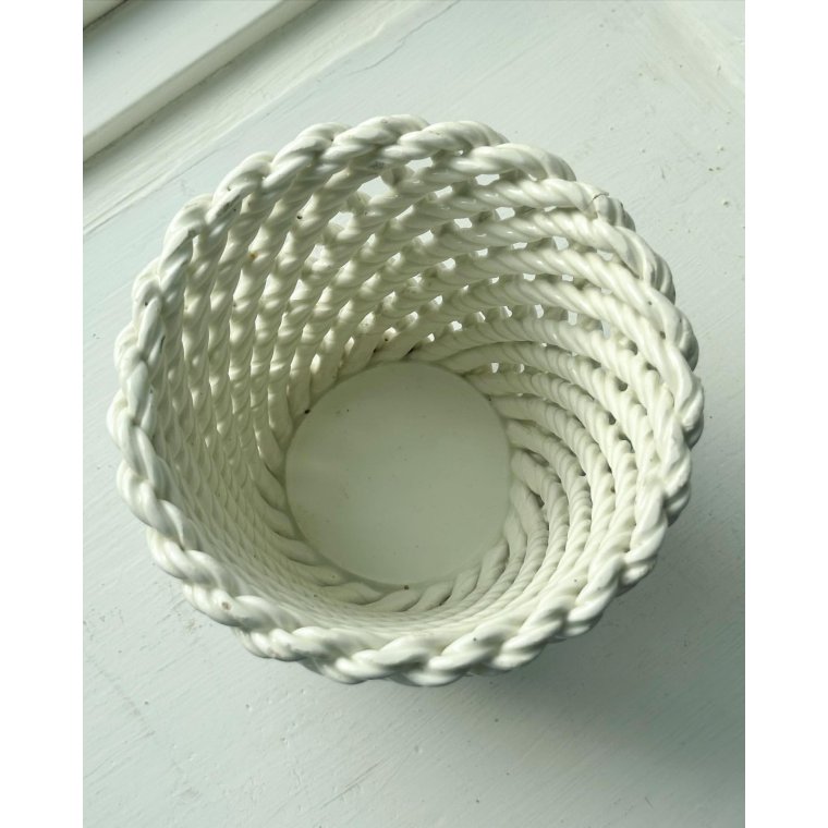 Urtepotteskjuler, snoet porceln, NB