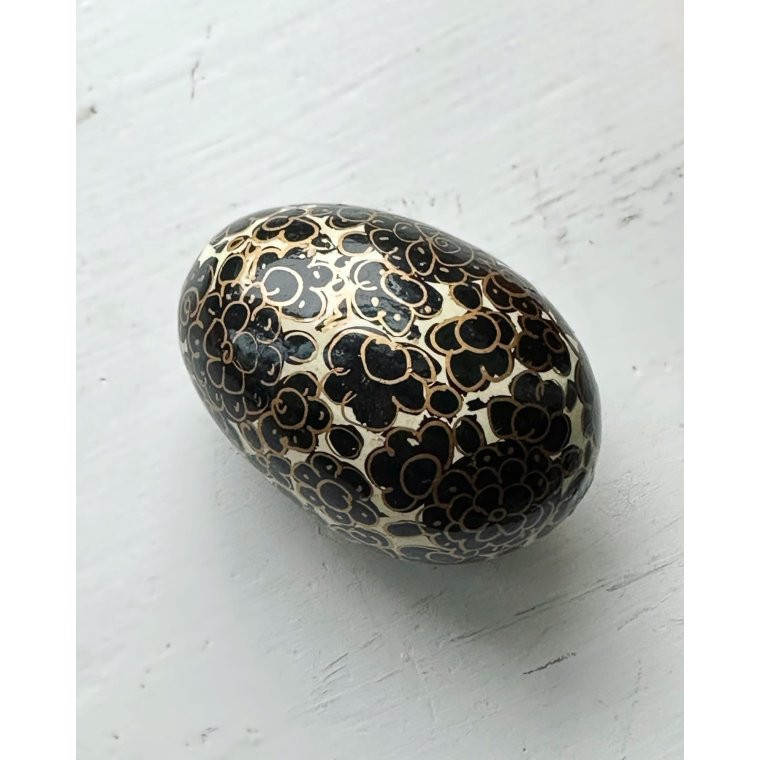 Bemalet g, creme/sort/guld