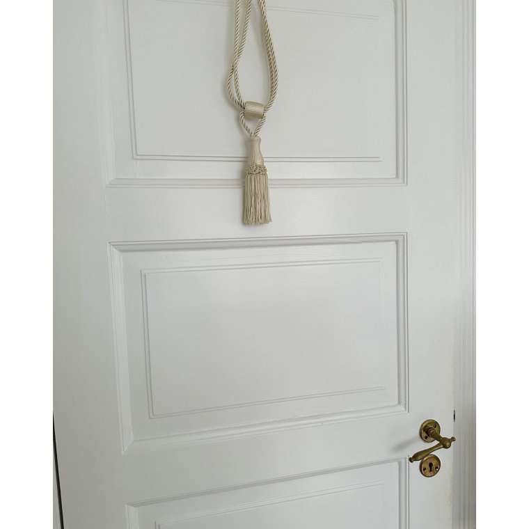 Curtain tassel, off white