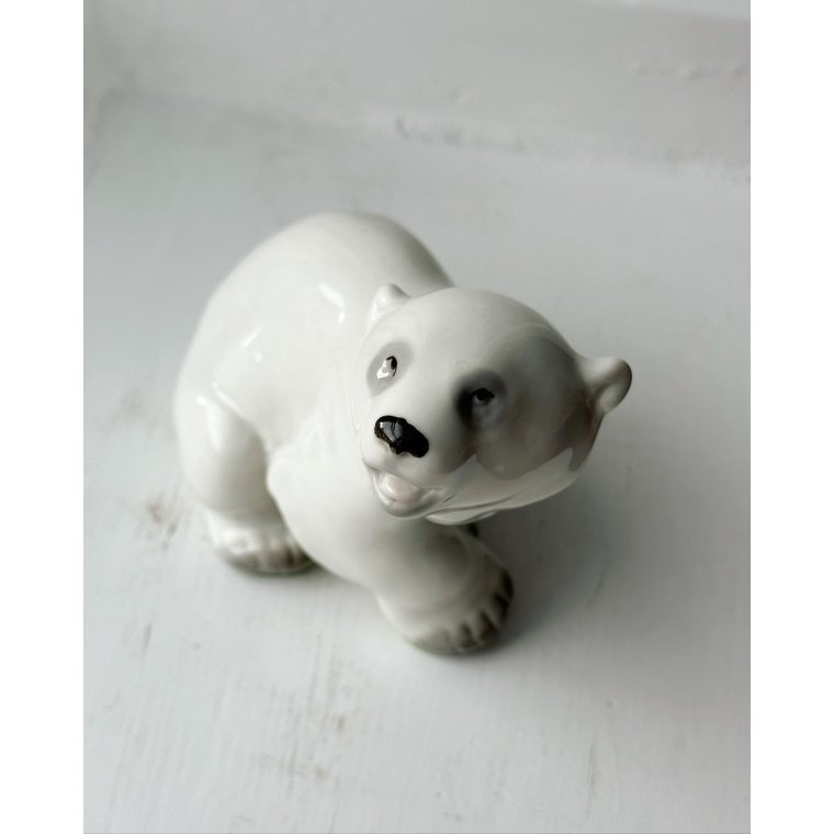 Porcelain figure, polar bear