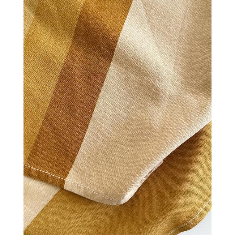 Retro table cloth, 117 x 136 cm