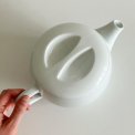 Porcelain tea pot, white