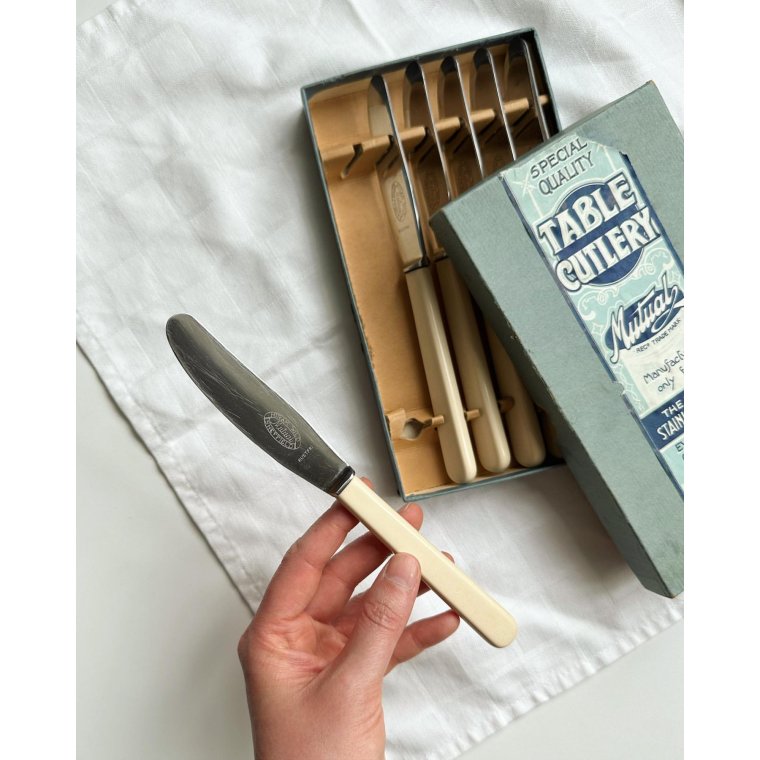 Sheffield knive m creme skaft, 6 stk samlet i ske