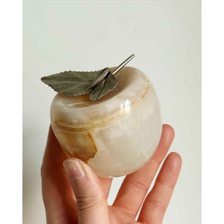 Apple figure, white onyx with metal leaf