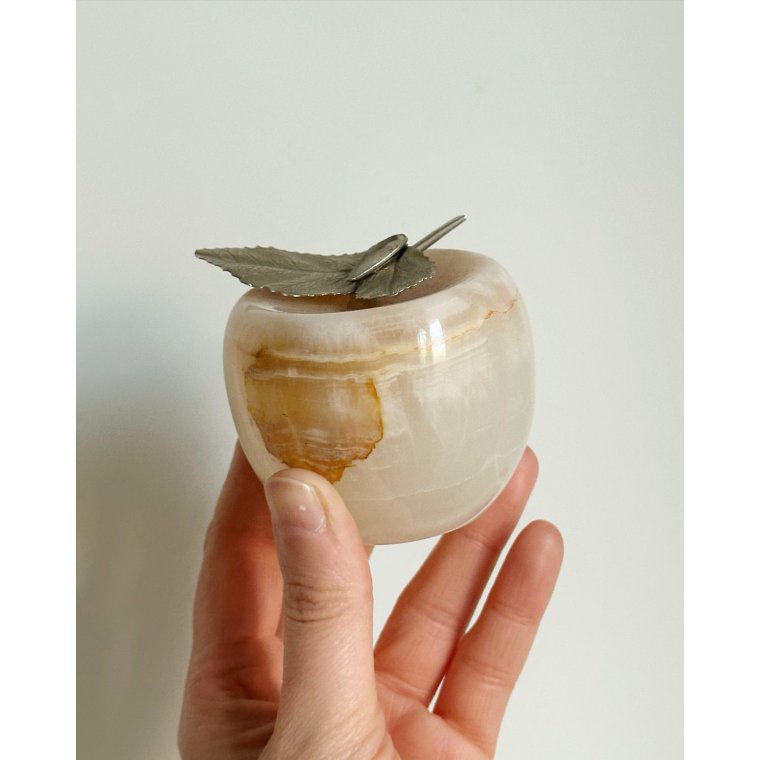 Apple figure, white onyx with metal leaf