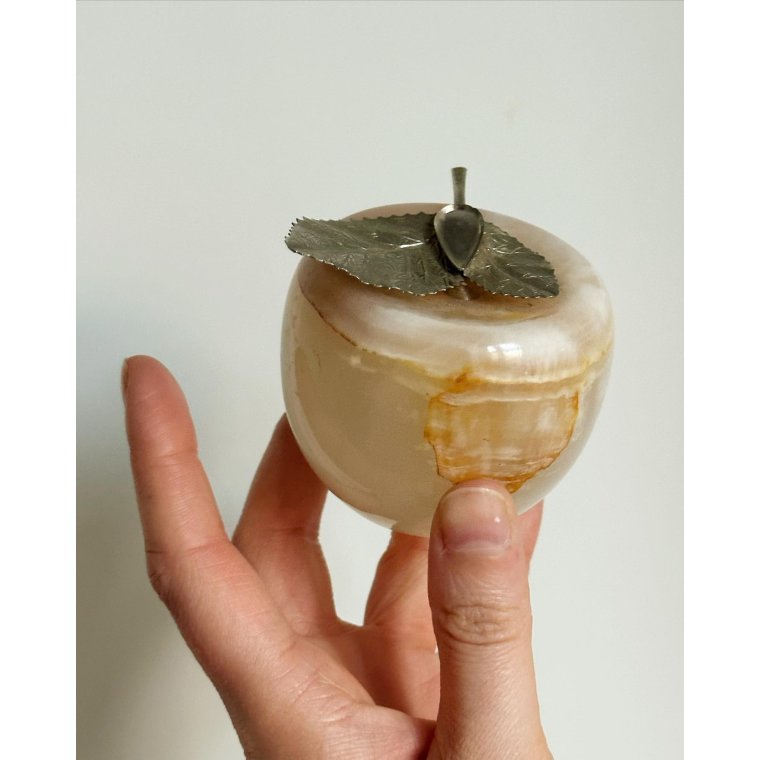 Apple figure, white onyx with metal leaf