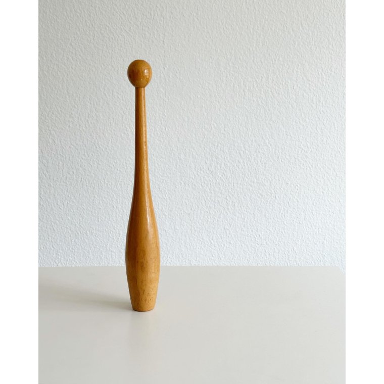 Wooden pin for decoration