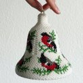 Pearl-stitched bell w Bullfinch