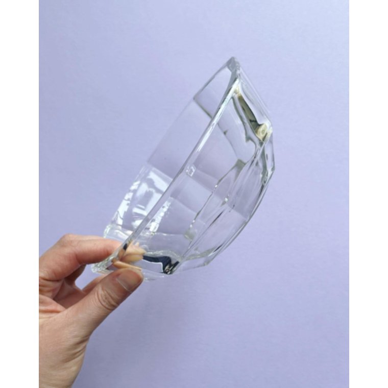 Kantet skl, presset glas, NB