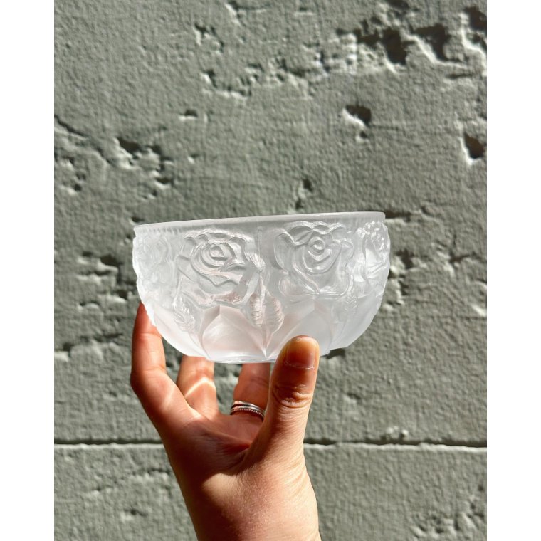 Lille krystalskl m roser, mat yderside