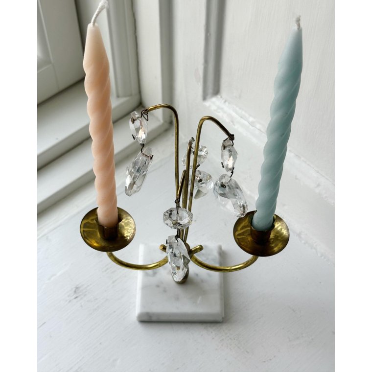 2-armet messingstage til juletrslys, marmorfod, NB