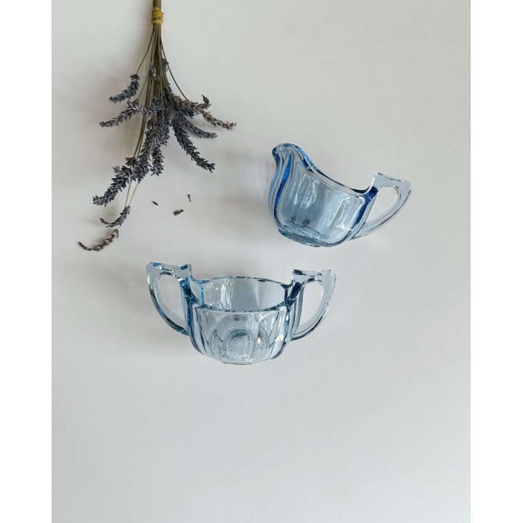 Lyseblt glas, kraftigt st, NB kandens tud