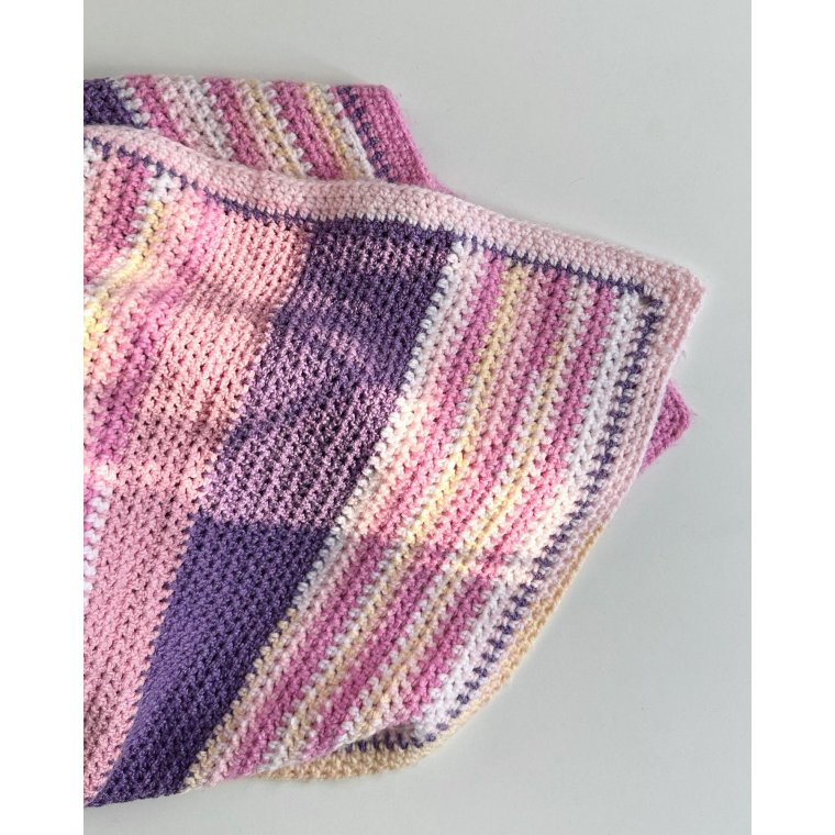 Hklet barnevognstppe, rosa/gul/lilla