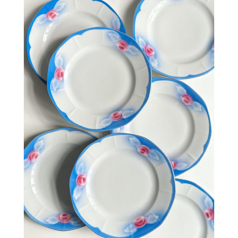 Tjekkoslovakiske middagstallerkner m roser og bl farve, 7 stk samlet