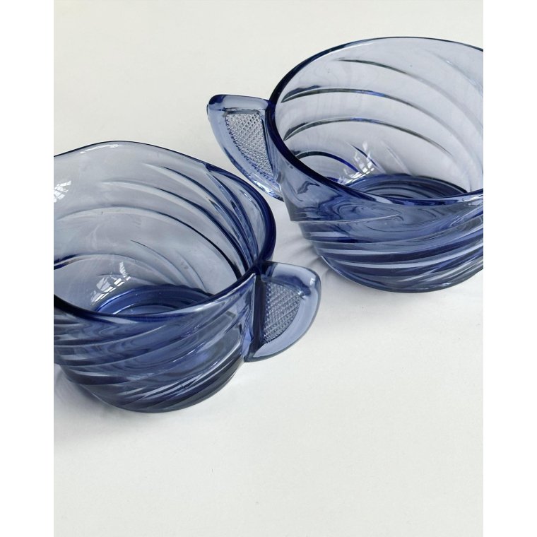 Lavendelblt glas, kantet m swirl