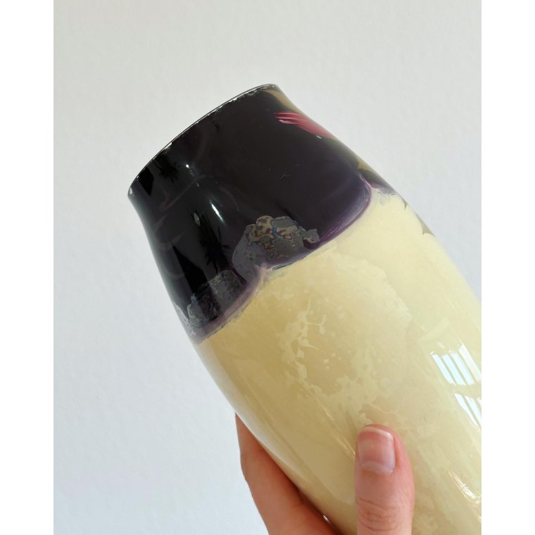 Antik glasvase m bemaling indeni, NB