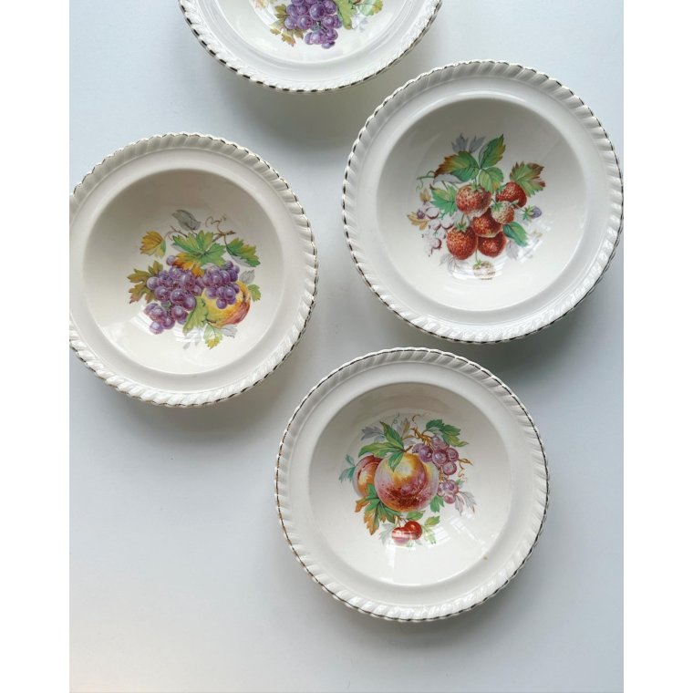 Porridge dishes w fruit motifs, English faience, set of 4, NB