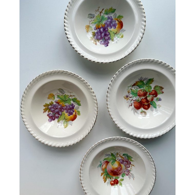 Porridge dishes w fruit motifs, English faience, set of 4, NB
