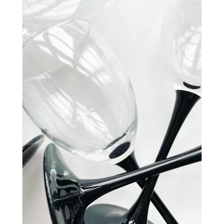 Luminarc wine glass w black stem, 20 cm, pr pc