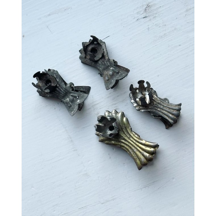 Blandede antikke lyseklemmer, 4 stk samlet