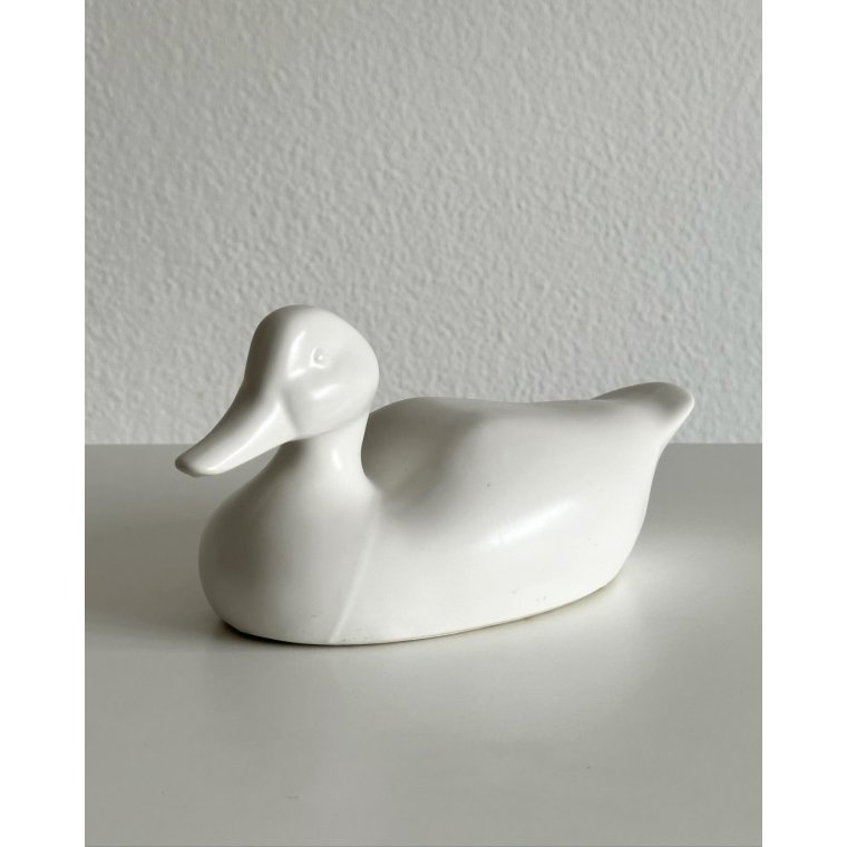 Duck, figure w white glaze, NB