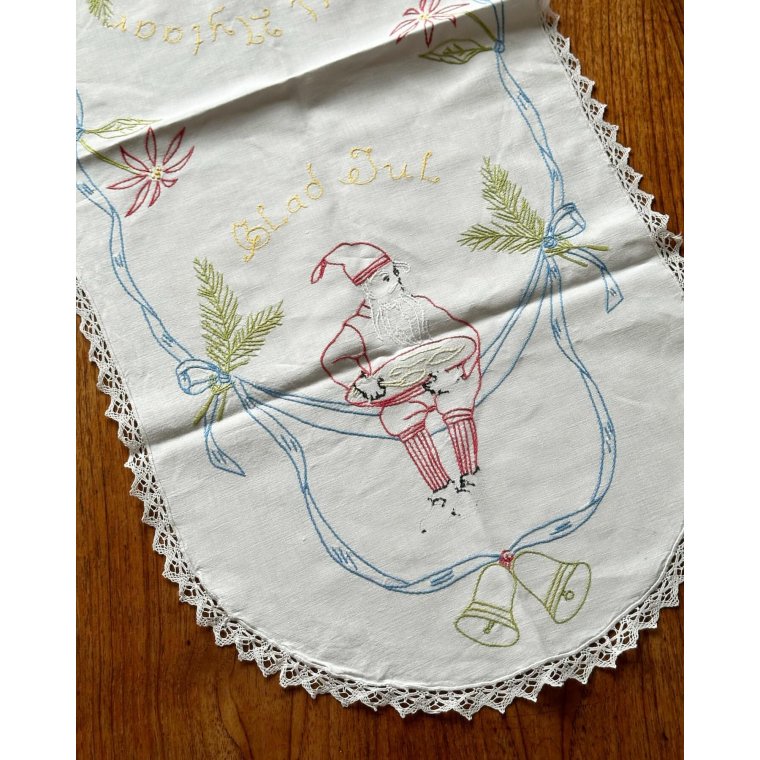 Antique table runner w embroidery, 88 x 38 cm