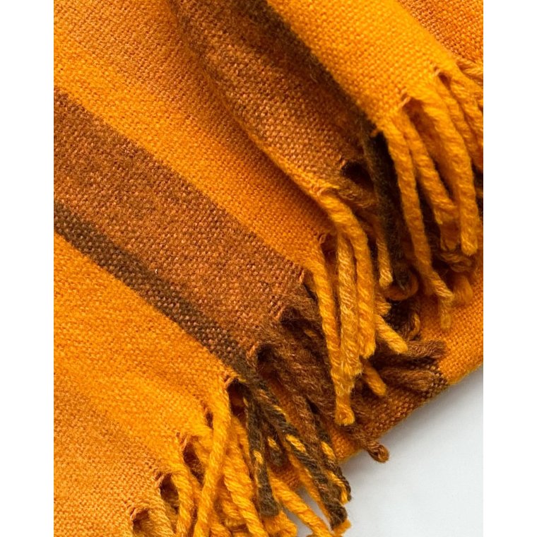 Orange retrotppe m brune striber, 184 x 130 cm