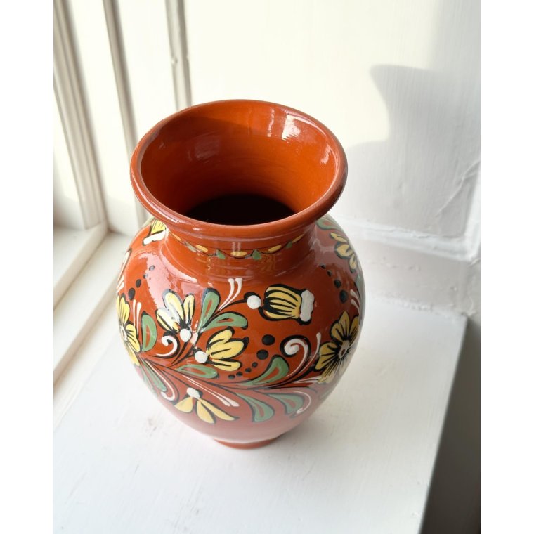 Ceramic vase w folklore pattern