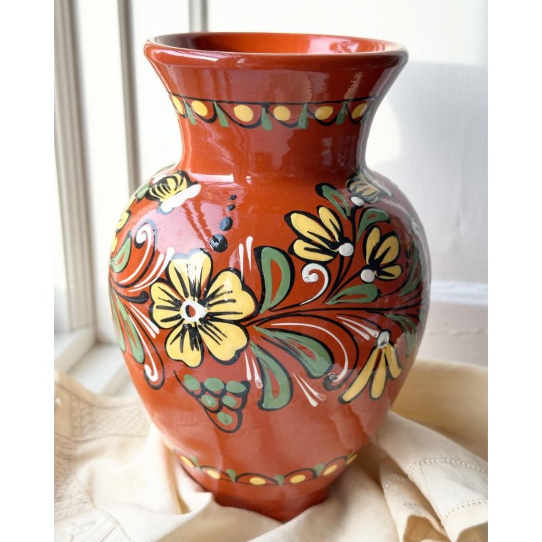 Ceramic vase w folklore pattern
