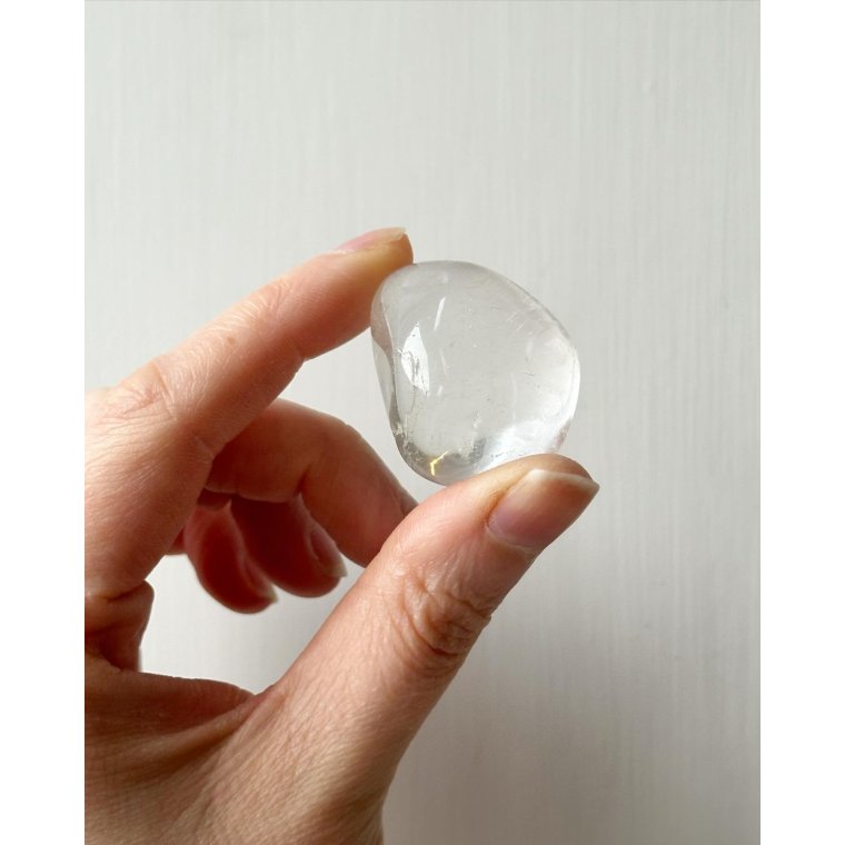 Rock crystal, drop shaped, 4 cm