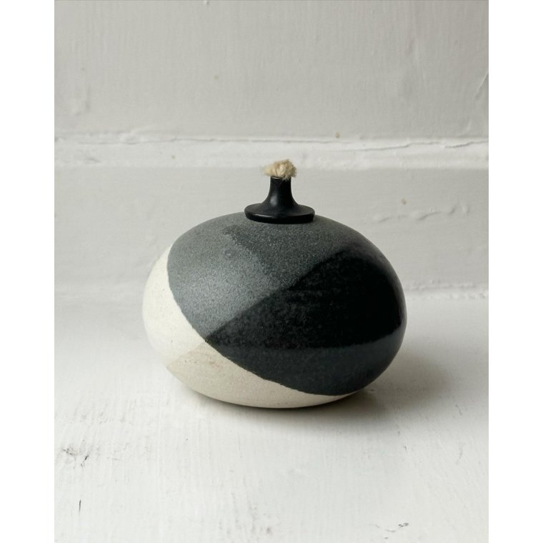 Oil lamp, Wrtz ceramics