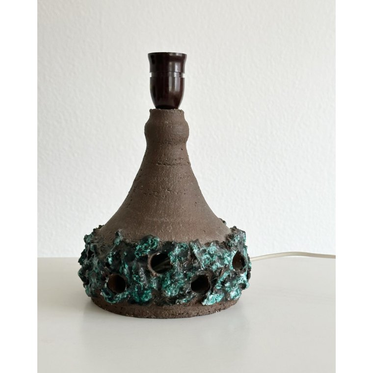 Lampefod, keramik m blgrn glasur, NB