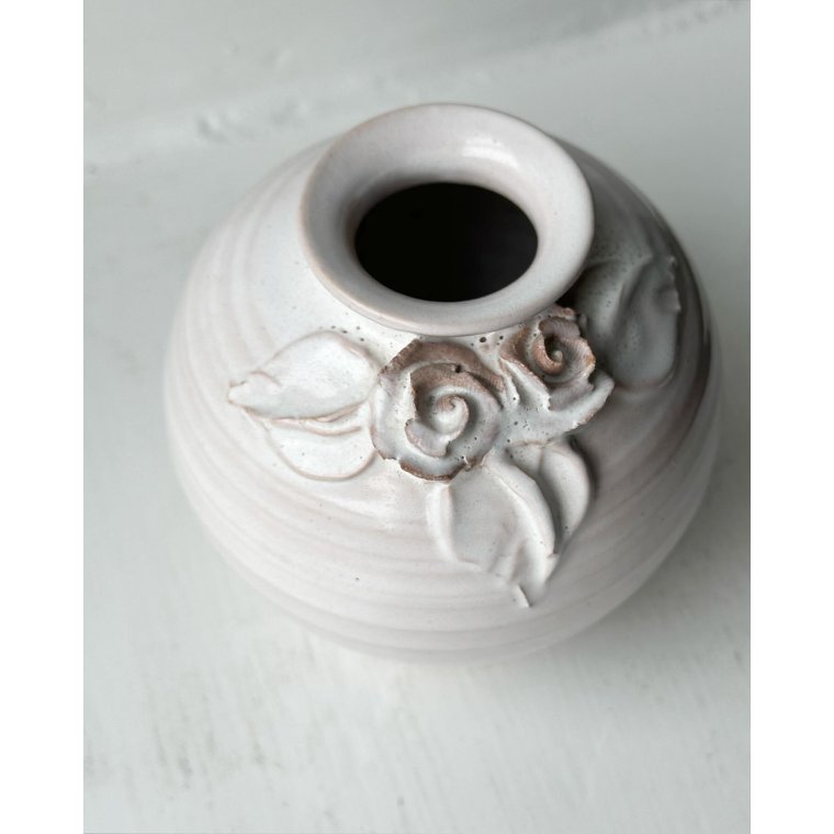 Small white sphere vase w ceramic flowers