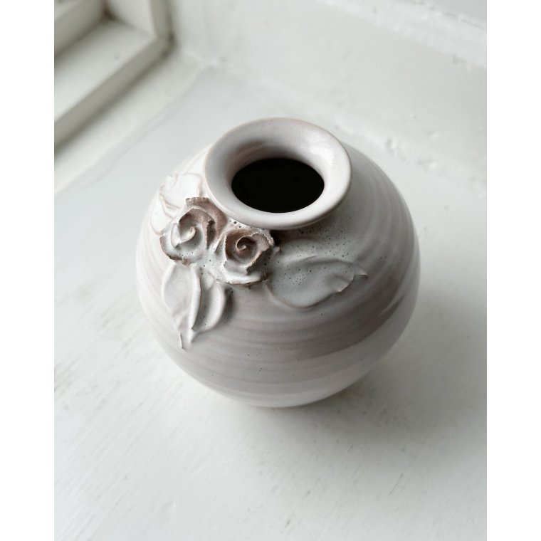 Small white sphere vase w ceramic flowers
